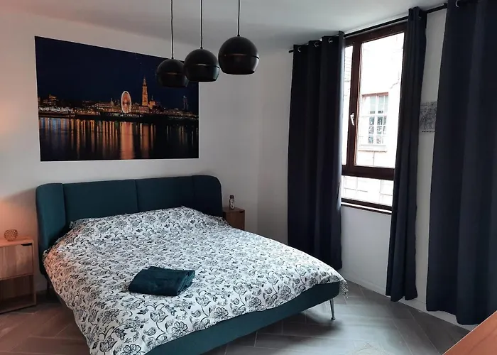 Suite City Center In Quiet Street & Airco