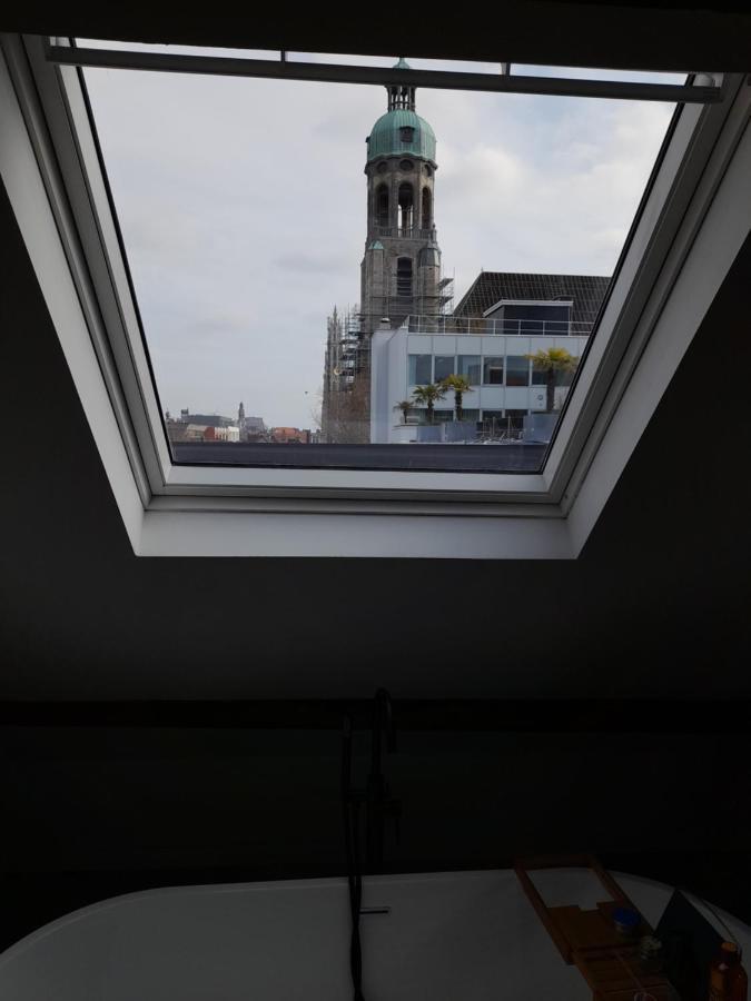 Center In Quiet Street & Airco Appartement Antwerpen