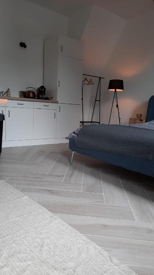 Center In Quiet Street & Airco Appartement